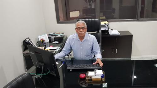  ''കണക്ക് കൂട്ടലുകള്‍  '' മതിയാക്കി  ''മണിസാര്‍'' മടങ്ങുന്നു