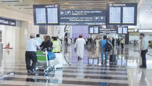 രാജ്യത്തിന് പുറത്തേക്കുള്ള യാത്രകൾ ഒഴിവാക്കണമെന്ന്  ഒമാൻ