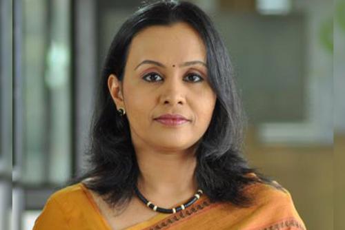 പ്രചാരണത്തിനിടെ വാഹനാപകടം: വീണ ജോര്‍ജിന് പരിക്ക്