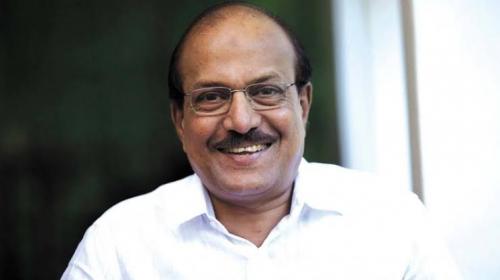 യാത്രക്കാരുടെ പ്രശ്നങ്ങൾ പരിഹരിക്കണമെന്നാവശ്യപ്പെട്ട് പി.കെ കുഞ്ഞാലികുട്ടി എം.പി