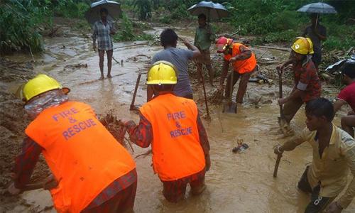 ബംഗ്ലാദേശിൽ കനത്തെ മഴയും മണ്ണിടിച്ചിലും : നൂറിലേറെ മരണം