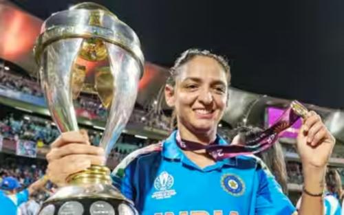 ഇന്ത്യൻ വനിതാ ക്രിക്കറ്റിൽ ഒരു യുഗത്തിന്റെ അവസാനം: ഹർമൻപ്രീത് കൗർ ക്യാപ്റ്റൻ സ്ഥാനം രാജിവെച്ചു