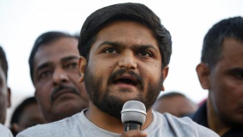 ഹാർദിക് പട്ടേൽ ബിജെപിയിലേക്ക് ചേക്കേറുമെന്ന് അഭ്യൂഹം ഹാർദിക് പട്ടേൽ ബിജെപിയിലേക്ക് ചേക്കേറുമെന്ന് അഭ്യൂഹം