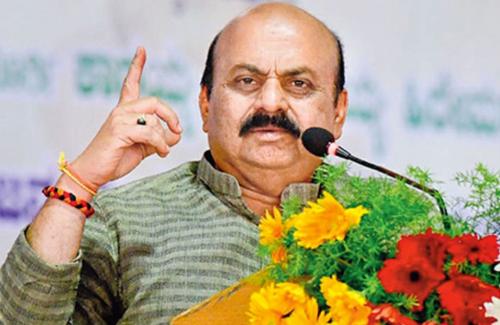 ജോലി ചെയ്യുന്ന സ്ത്രീകള്‍ക്കും കുട്ടികള്‍ക്കും ബസുകളില്‍ സൗജന്യയാത്ര: പ്രഖ്യാപനവുമായി കർണാടക