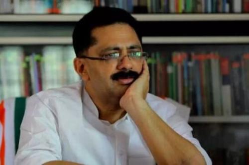 'അവൻ ചിരിക്കുകയായിരുന്നു'; ചെവിക്ക് പിടിച്ച സംഭവം തമാശമാത്രമെന്ന് കെ ടി ജലീൽ