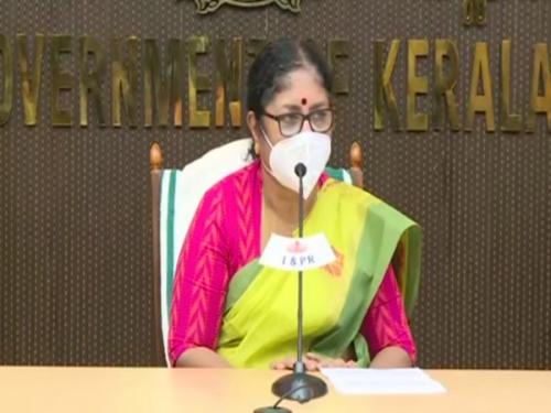 ആദ്യം അവസാനവർഷ ബിരുദ−ബിരുദാനന്തര ക്ലാസുകൾ മാത്രം ആദ്യം അവസാനവർഷ ബിരുദ−ബിരുദാനന്തര ക്ലാസുകൾ മാത്രം