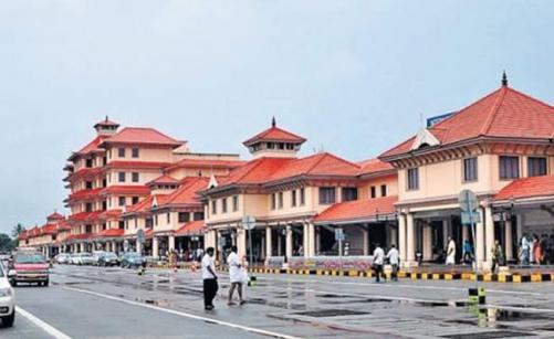 നെടുന്പാശ്ശേരി വിമാനത്താവളത്തിൽ നിന്ന് രണ്ട് കിലോ സ്വർണ്ണം പിടികൂടി