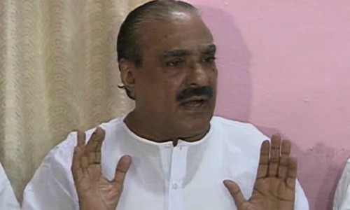 മാണിയുടെ രാജി: നിലപാട് കടുപ്പിച്ച് കോൺഗ്രസ് മാണിയുടെ രാജി: നിലപാട് കടുപ്പിച്ച് കോൺഗ്രസ്