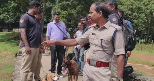 ബോംബ് ഭീഷണി; മുല്ലപ്പെരിയാര്‍ ഡാമില്‍ പോലീസ് പരിശോധന നടത്തി