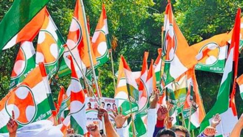 കോണ്ഗ്രസില് ഗ്രൂപ്പ് ചർച്ചകൾ സജീവമാകുന്നു കോണ്ഗ്രസില് ഗ്രൂപ്പ് ചർച്ചകൾ സജീവമാകുന്നു
