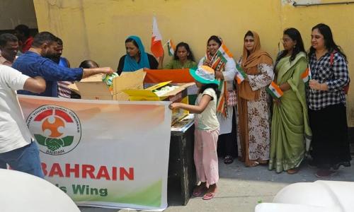 ഇന്ത്യൻ യൂത്ത് കൾച്ചറൽ കോൺഗ്രസ് ബഹ്‌റൈൻ വനിതാവേദി ലേബർ ക്യാമ്പിൽ ഭക്ഷണവിതരണം നടത്തി