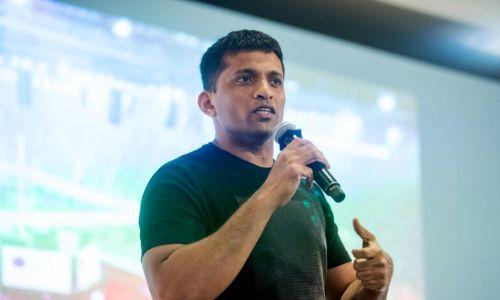“ജനറൽ മീറ്റിങ് പ്രഹസനം; ഞാൻ തന്നെയാണ് ഇപ്പോഴും ബൈജൂസിന്റെ സി.ഇ.ഒ” “ജനറൽ മീറ്റിങ് പ്രഹസനം; ഞാൻ തന്നെയാണ് ഇപ്പോഴും ബൈജൂസിന്റെ സി.ഇ.ഒ”