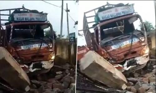 കർണാടകയിൽ ഓട്ടോറിക്ഷയും ട്രക്കും കൂട്ടിയിടിച്ച് ഏഴ് തൊഴിലാളികൾ മരിച്ചു കർണാടകയിൽ ഓട്ടോറിക്ഷയും ട്രക്കും കൂട്ടിയിടിച്ച് ഏഴ് തൊഴിലാളികൾ മരിച്ചു