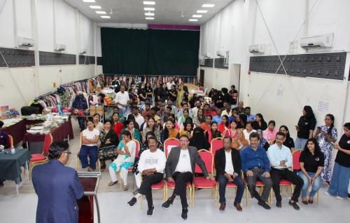 വിമൻ എക്രോസ്സ് കമ്മ്യൂണിറ്റി ബസാർ ശ്രദ്ധേയമായി