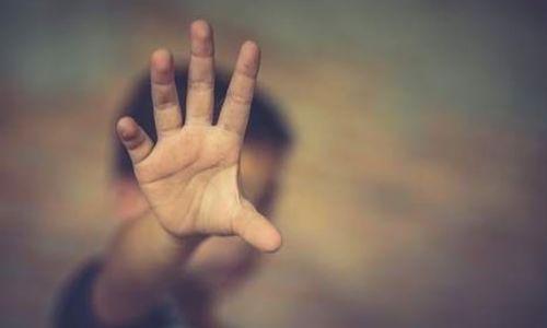 ഒമ്പതാം ക്ലാസുകാരന് അധ്യാപകന്റെ ക്രൂര മർദനം ഒമ്പതാം ക്ലാസുകാരന് അധ്യാപകന്റെ ക്രൂര മർദനം