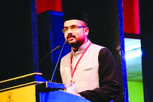 ജനകീ­യത കൈ­മു­തലാ­ക്കി­ ഫാ­. ടി­നോ­ തോ­മസ് നാ­ട്ടി­ലേ­യ്ക്ക് മടങ്ങു­ന്നു