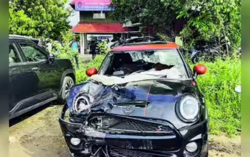 നെടുമ്പാശേരി മിനി കൂപ്പർ അപകടം: ഇലക്ട്രോണിക് ഡാറ്റ റെക്കോർഡർ പരിശോധനയ്ക്കായി ജർമനിയിലേക്ക് അയക്കും
