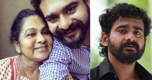 അമ്മയുടെ കാര്യത്തിൽ പാനിക് ആവേണ്ട ആവശ്യമില്ല: സിദ്ധാർത്ഥ് ഭരതൻ അമ്മയുടെ കാര്യത്തിൽ പാനിക് ആവേണ്ട ആവശ്യമില്ല: സിദ്ധാർത്ഥ് ഭരതൻ