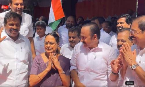 സി.പി.എം വിട്ട് ഐഷ പോറ്റി കോൺഗ്രസിൽ ചേർന്നു; കടുത്ത വിമർശനവുമായി മുൻ എം.എൽ.എ