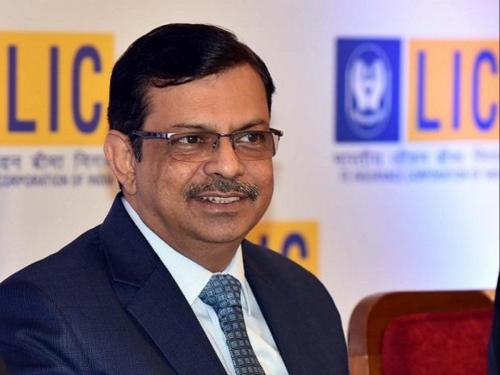 എല്‍ഐസി ചെയര്‍മാന്‍ എംആര്‍ കുമാറിന് കെഎംഎ പുരസ്‌കാരം