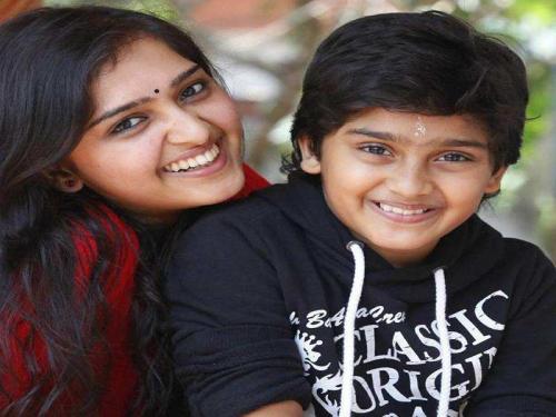 നടി സനുഷയുടെ സഹോദരന്‍ എന്ന പേരില്‍ നടികളെ വിളിച്ച് ശല്യം ചെയ്തയാൾ പിടിയില്‍