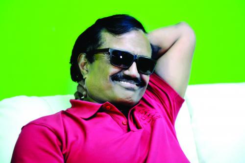 ഞാൻ ഇപ്പോ­ഴും ബി­.ജെ­.പി­ തന്നെ­: ഭീ­മൻ രഘു­