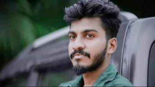 നായ കുറുകെ ചാടി ബൈക്കപകടം; ചികിത്സയിലായിരുന്ന യുവാവ് മരിച്ചു നായ കുറുകെ ചാടി ബൈക്കപകടം; ചികിത്സയിലായിരുന്ന യുവാവ് മരിച്ചു