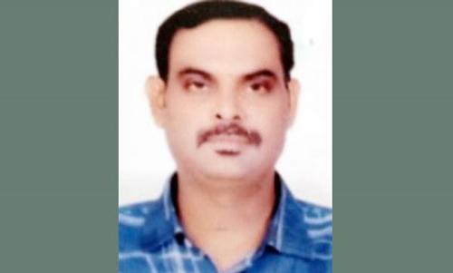 തുടർചികിത്സക്കായി നാട്ടിലേക്ക് പുറപ്പെടുന്നതിന് ഏതാനും മണിക്കൂർ മുമ്പ് പ്രവാസി മലയാളി മരിച്ചു