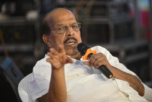 ഉദ്യോഗസ്ഥരുടെ അലംഭാവം പരാതിപ്പെട്ടിട്ടും പരിഹാരമില്ലാത്തത് ഭരണകൂടത്തിന്റെ പരാജയമാണെന്ന് ജി സുധാകരൻ ഉദ്യോഗസ്ഥരുടെ അലംഭാവം പരാതിപ്പെട്ടിട്ടും പരിഹാരമില്ലാത്തത് ഭരണകൂടത്തിന്റെ പരാജയമാണെന്ന് ജി സുധാകരൻ