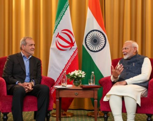 ഇറാൻ പ്രസിഡന്റിനെ ഫോണിൽ വിളിച്ച് പ്രധാനമന്ത്രി മോദി; ഹോർമുസ് കടലിടുക്കിന്റെ സുരക്ഷയിൽ ആശങ്ക