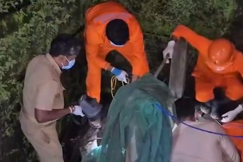 ഗുരുവായൂർ കൊലപാതകം: വയോധികയെ മർദ്ദിച്ച് കിണറ്റിൽ താഴ്ത്തിയ സംഭവത്തിൽ രണ്ട് പേർ അറസ്റ്റിൽ
