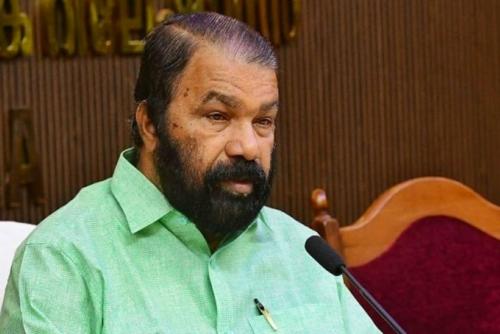 സൂംബ; എതിർപ്പുകൾ ഭൂരിപക്ഷ വർഗീയതക്ക് വളംവെക്കുമെന്ന് വിദ്യാഭ്യാസമന്ത്രി വി.ശിവൻകുട്ടി സൂംബ; എതിർപ്പുകൾ ഭൂരിപക്ഷ വർഗീയതക്ക് വളംവെക്കുമെന്ന് വിദ്യാഭ്യാസമന്ത്രി വി.ശിവൻകുട്ടി