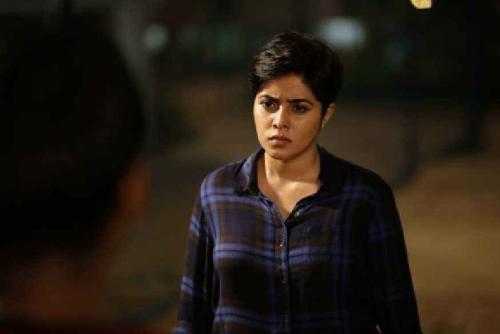 വിവാഹാലോചനയുടെ പേരിൽ പ്രമുഖ നടിയിൽ നിന്നും പണം തട്ടാൻ ശ്രമം; നാലുപേർ പിടിയിൽ