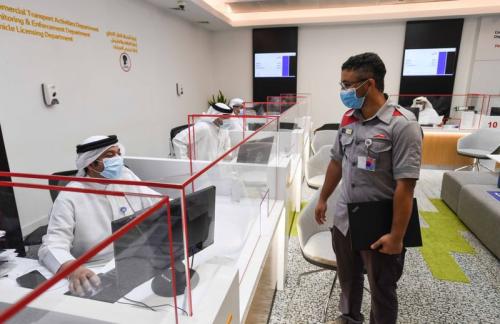 ദുബൈയിൽ സർക്കാർ ജീവനക്കാർക്ക് ജോലിയിൽ പ്രവേശിക്കാൻ ഇനി നിശ്ചിത സമയമില്ല      