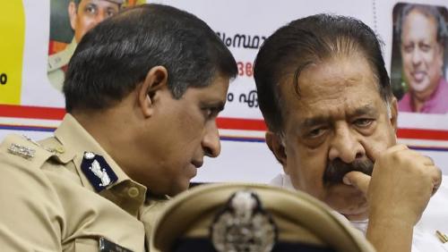 കാഫിർ സ്‌ക്രീൻ ഷോട്ട് വിവാദം: പുതിയ സപെഷ്യൽ ഇൻവെസ്റ്റിഗേഷൻ ടീമിനെ നിയോഗിച്ചു