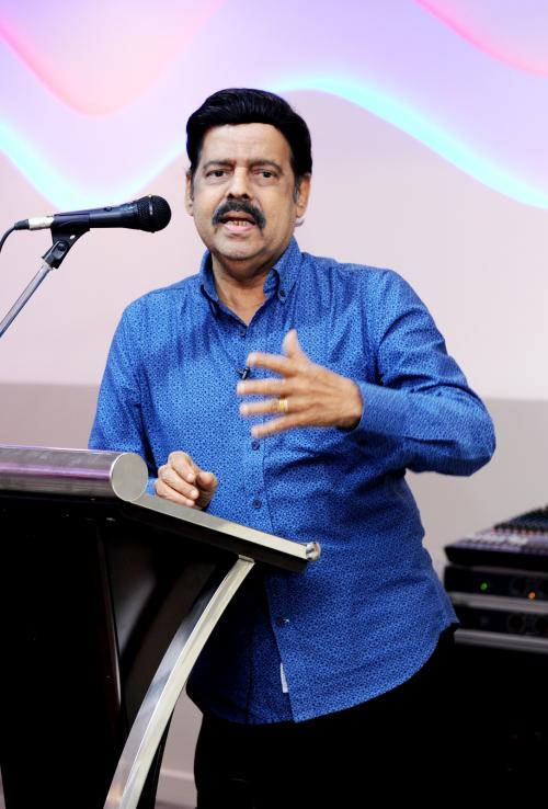 സോഷ്യൽ മീഡിയ പറയുന്നത് അതേ പടി വിശ്വസിക്കാൻ കഴിയില്ല :ബാലചന്ദ്രമേനോൻ സോഷ്യൽ മീഡിയ പറയുന്നത് അതേ പടി വിശ്വസിക്കാൻ കഴിയില്ല :ബാലചന്ദ്രമേനോൻ