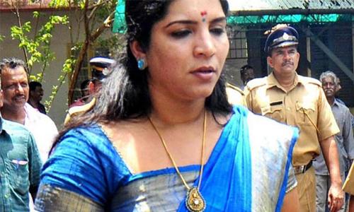 സരിതയ്ക്കെതിരെ കെ സി വേണുഗോപാല് മാനനഷ്ടകേസ് കൊടുത്തു സരിതയ്ക്കെതിരെ കെ സി വേണുഗോപാല് മാനനഷ്ടകേസ് കൊടുത്തു