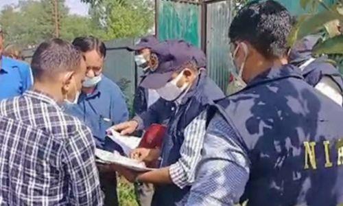 എൻഐഎ സംഘത്തിന് നേരെ ആക്രമണം; വാഹനം തല്ലിത്തകർത്തു എൻഐഎ സംഘത്തിന് നേരെ ആക്രമണം; വാഹനം തല്ലിത്തകർത്തു
