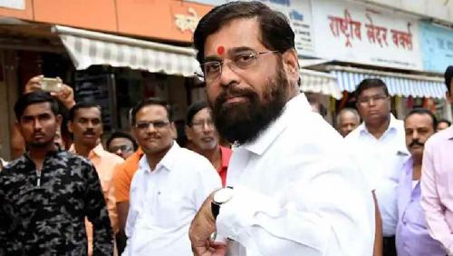 ഏകനാഥ് ഷിൻഡെയ്ക്ക് നേരെ വധ ഭീഷണി; സുരക്ഷ വർദ്ധിപ്പിച്ചു ഏകനാഥ് ഷിൻഡെയ്ക്ക് നേരെ വധ ഭീഷണി; സുരക്ഷ വർദ്ധിപ്പിച്ചു