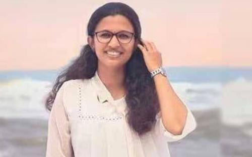 കെ.വിദ്യ അട്ടപ്പാടി കോളജില് നല്കിയതും വ്യാജരേഖ; ബയോഡാറ്റയിലും കൃത്രിമം കെ.വിദ്യ അട്ടപ്പാടി കോളജില് നല്കിയതും വ്യാജരേഖ; ബയോഡാറ്റയിലും കൃത്രിമം