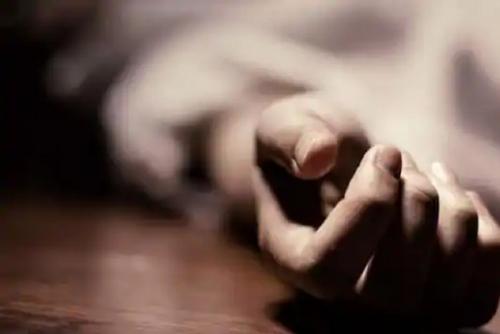 ആസിഡ് കുടിച്ച് ആത്മഹത്യാ ശ്രമം; ഒരു കുടുംബത്തിലെ രണ്ട് പേർ മരിച്ചു ആസിഡ് കുടിച്ച് ആത്മഹത്യാ ശ്രമം; ഒരു കുടുംബത്തിലെ രണ്ട് പേർ മരിച്ചു