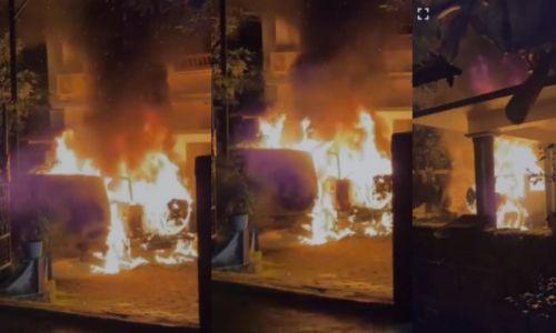 മലപ്പുറത്ത് വീടിന് മുന്നിൽ നിര്ത്തിയിട്ടിരുന്ന വാഹനങ്ങൾക്ക് തീപിടിച്ചു മലപ്പുറത്ത് വീടിന് മുന്നിൽ നിര്ത്തിയിട്ടിരുന്ന വാഹനങ്ങൾക്ക് തീപിടിച്ചു