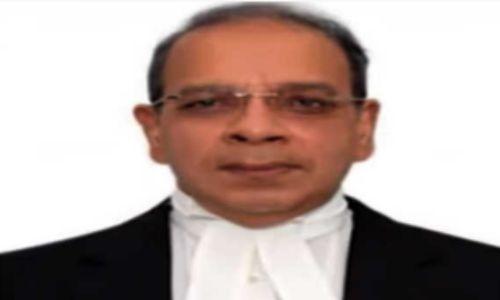 ബംഗ്ലാദേശ് സുപ്രീംകോടതിയുടെ പുതിയ ചീഫ് ജസ്റ്റിസായി സയ്യിദ് രിഫാത് അഹ്മദ് സത്യപ്രതിജ്ഞ ചെയ്തു ബംഗ്ലാദേശ് സുപ്രീംകോടതിയുടെ പുതിയ ചീഫ് ജസ്റ്റിസായി സയ്യിദ് രിഫാത് അഹ്മദ് സത്യപ്രതിജ്ഞ ചെയ്തു