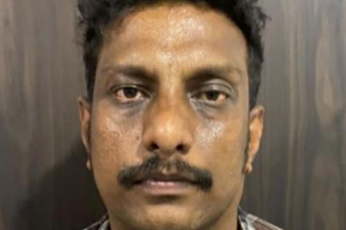 എലത്തൂരിൽ പെൺസുഹൃത്തിനെ ഒരുമിച്ച് ജീവനൊടുക്കാമെന്ന് വിശ്വസിപ്പിച്ച് വിളിച്ചുവരുത്തി കൊലപ്പെടുത്തിയ യുവാവ് പിടിയിൽ