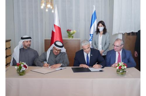 സമാധാനത്തിനുള്ള സംയുക്ത കരാറിൽ ഒപ്പ് വെച്ച് ബഹ്റൈനും ഇസ്രയേലും 