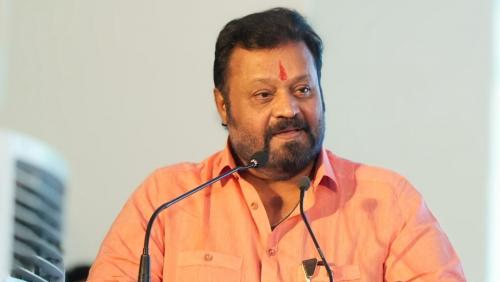 കുട്ടികള്‍ ചൊല്ലിയത് തീവ്രവാദ ഗാനമൊന്നുമല്ലല്ലോ, അത് ആഘോഷത്തിന്റെ ഭാഗം; സുരേഷ് ഗോപി