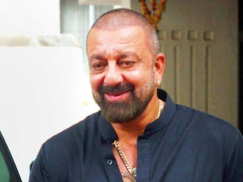 സഞ്ജയ് ദത്ത് അർബുദമുക്തനായി സഞ്ജയ് ദത്ത് അർബുദമുക്തനായി