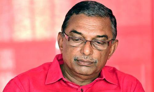 ആത്മകഥയ്ക്ക് മുന്നേ ബോംബെറിഞ്ഞ് പത്മകുമാർ; യുവതികൾ കയറിയ ദിവസം തലസ്ഥനത്തേക്ക് വിളിപ്പിച്ചതിന് പിന്നിൽ 'ഉന്നതൻ