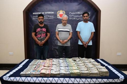 ബഹ്‌റൈനിൽ മണി എക്സ്ചേഞ്ച് കവർച്ച: 10 മണിക്കൂറിനുള്ളിൽ മൂന്ന് പ്രതികൾ പിടിയിൽ, 6 ലക്ഷം ദിനാർ കണ്ടെടുത്തു