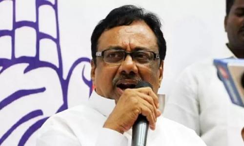 ഇറോഡ് ഈസ്റ്റ് മണ്ഡലത്തിൽ ഡി.എം.കെ−കോൺഗ്രസ് സഖ്യ സ്ഥാനാർഥിക്ക് വൻ ലീഡ് ഇറോഡ് ഈസ്റ്റ് മണ്ഡലത്തിൽ ഡി.എം.കെ−കോൺഗ്രസ് സഖ്യ സ്ഥാനാർഥിക്ക് വൻ ലീഡ്